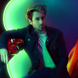 Liam Leon image