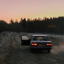 Familjen - Medicin (2025) [Single]