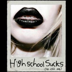 Vandal Moon - High School Sucks (So Kiss Me) (2025) [Single]