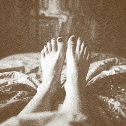 notdah - Tus Pies (2025) [Single]