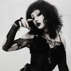 Vampire Moon - I Am Your Vampire Queen (2026) [Single]