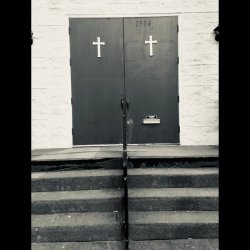 Violent Vickie - Skin & Bones (2026) [Single]